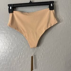 NWT Skims Smoothing Intimates High Waisted Thong, Clay, S